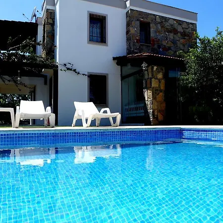 Villa Mandalin